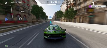 A real racing game in the palm of our hands